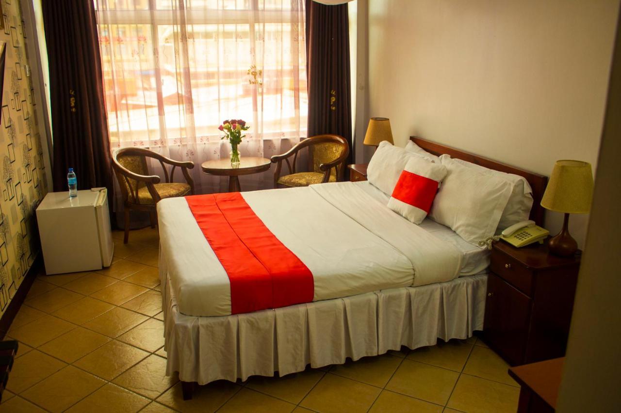 New Hotel Aquiline Αρούσα Εξωτερικό φωτογραφία