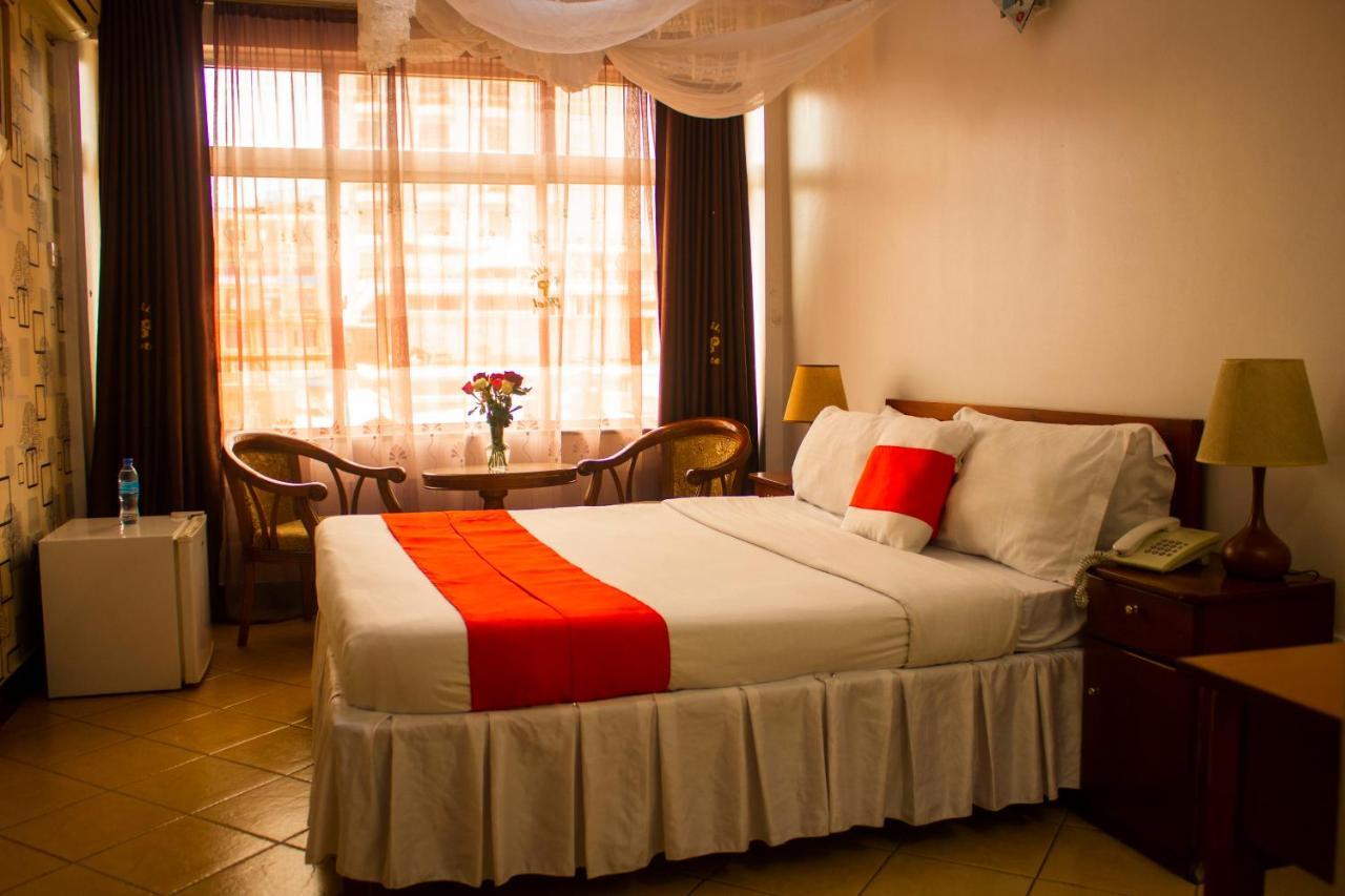 New Hotel Aquiline Αρούσα Εξωτερικό φωτογραφία